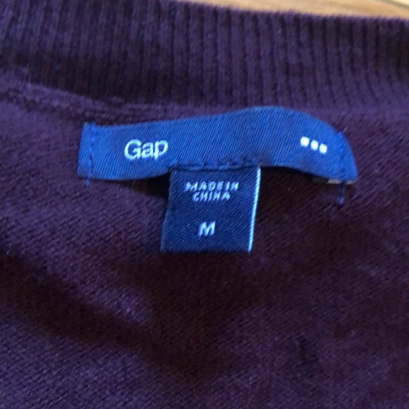 SALE♥️Gap Cardigan - Picture 3 of 4